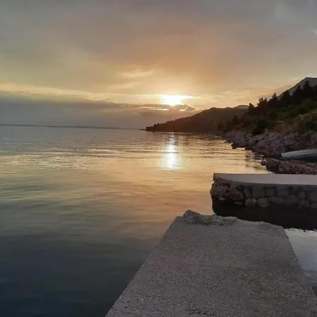 By Adriatic Near Paklenica Park 아파트
