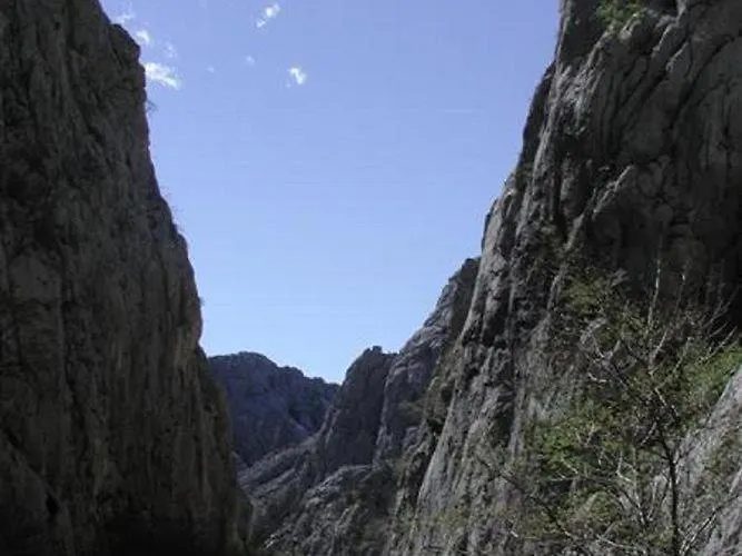 By Adriatic Near Paklenica Park 아파트 *