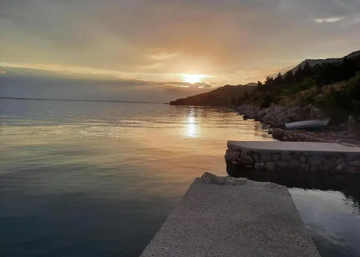 By Adriatic Near Paklenica Park 아파트