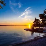 Apartman By Adriatic Near Paklenica Park *